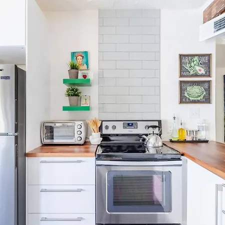 Boutique Apartment In 1905 Victorian Home - Plaza - Westport